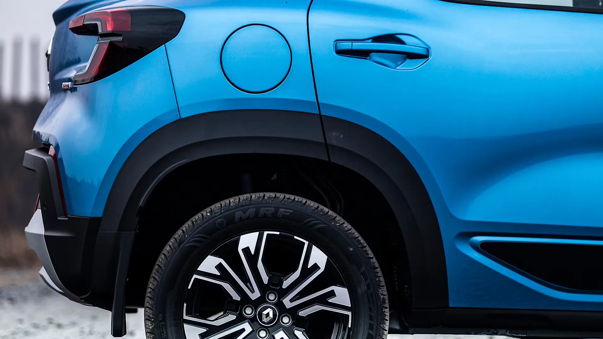 Kiger Rear Fender Image, Kiger Photos in India CarWale