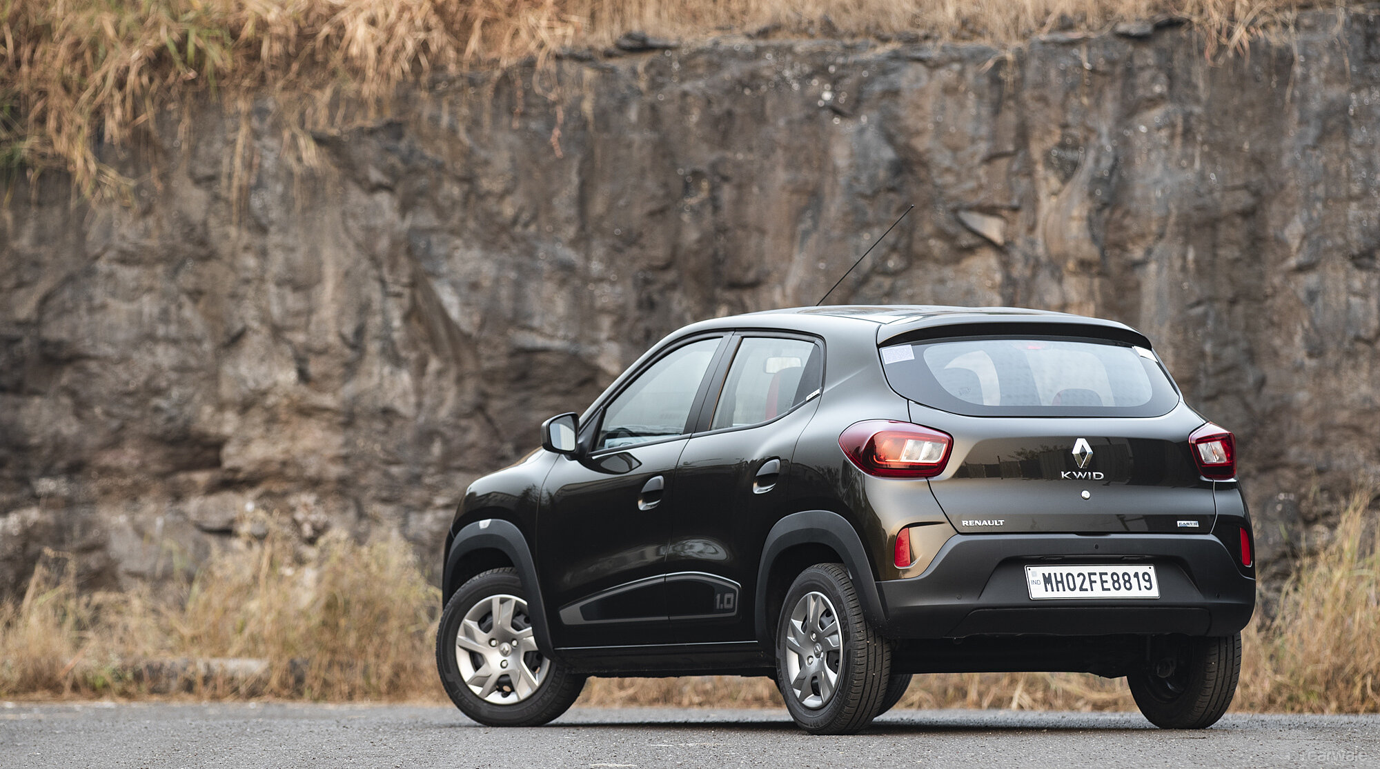 Kwid Exterior Image, Kwid Photos in India - CarWale