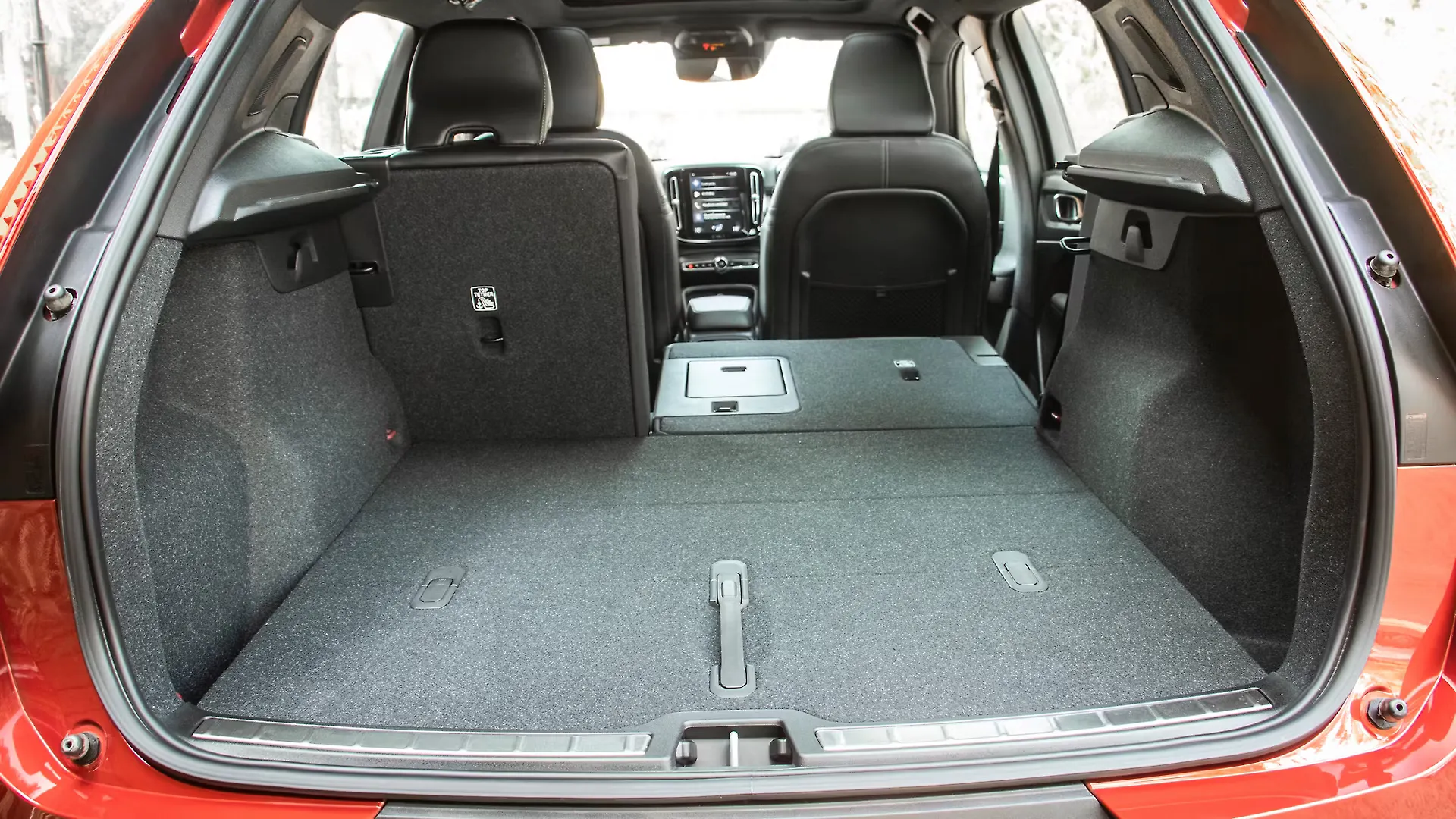 XC40 Boot Space Image, XC40 Photos in India - CarWale