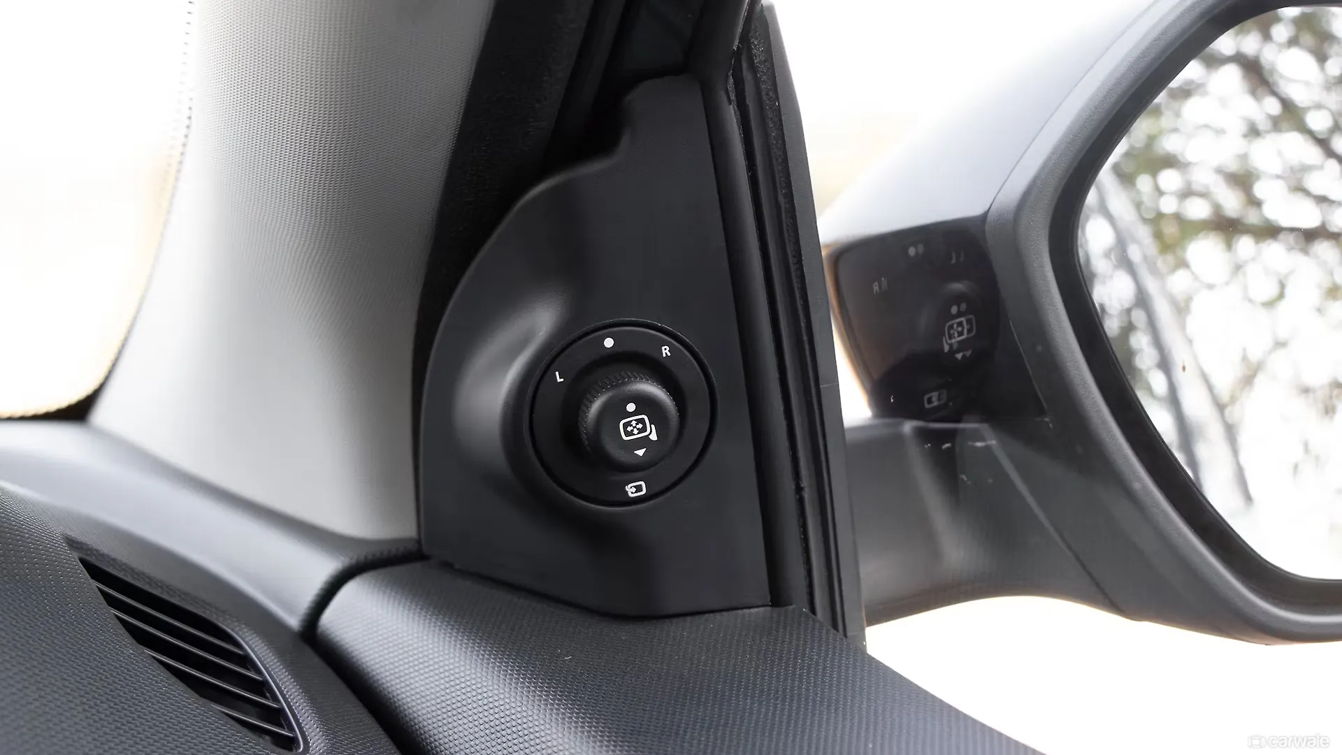 Nexon EV Mirror Image, Nexon EV Photos in India CarWale