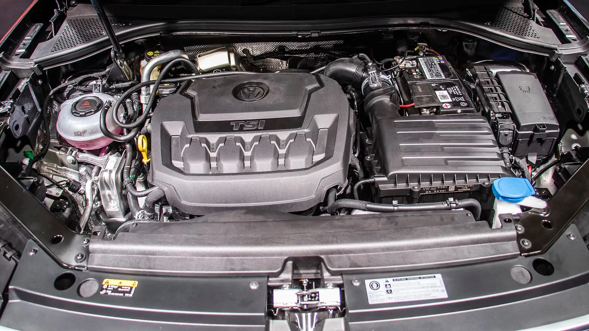 Tiguan AllSpace Engine Bay Image, Tiguan AllSpace Photos in India CarWale