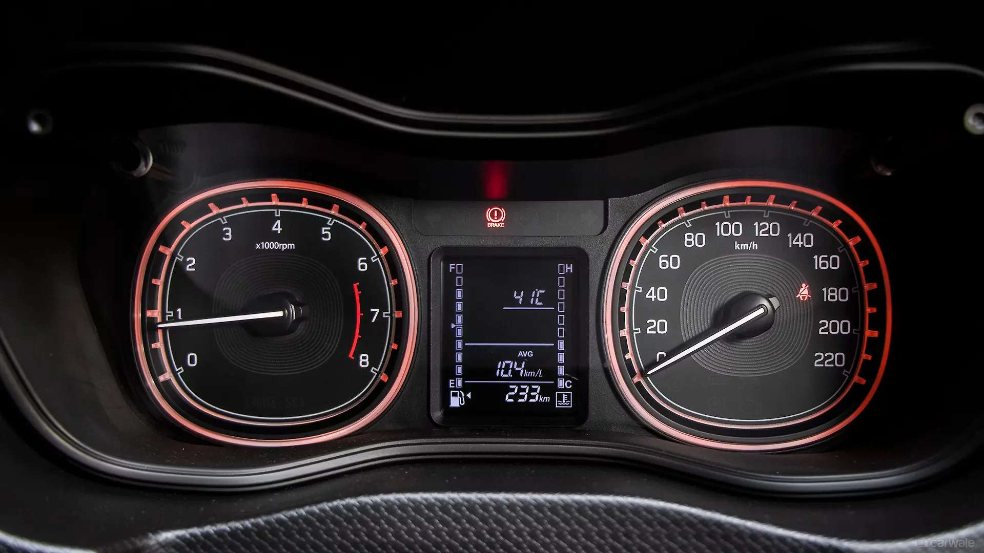 Vitara Brezza Instrument Cluster Image, Vitara Brezza Photos in India