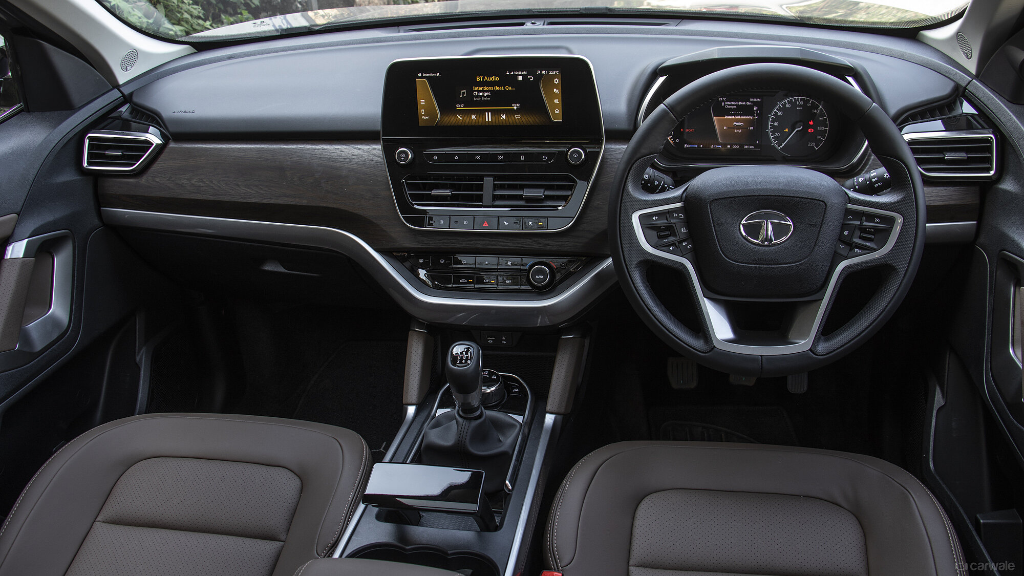 Harrier Dashboard Image, Harrier Photos in India - CarWale