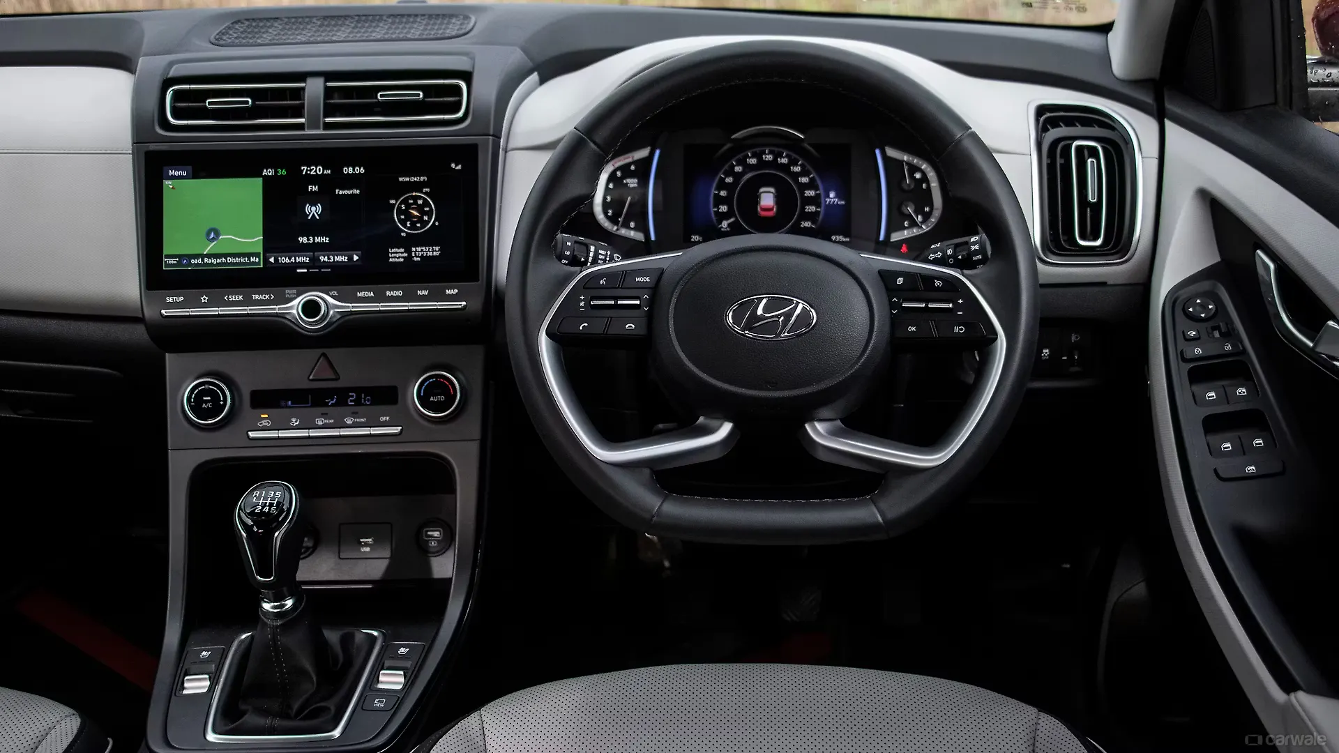 Creta Dashboard Image, Creta Photos in India - CarWale