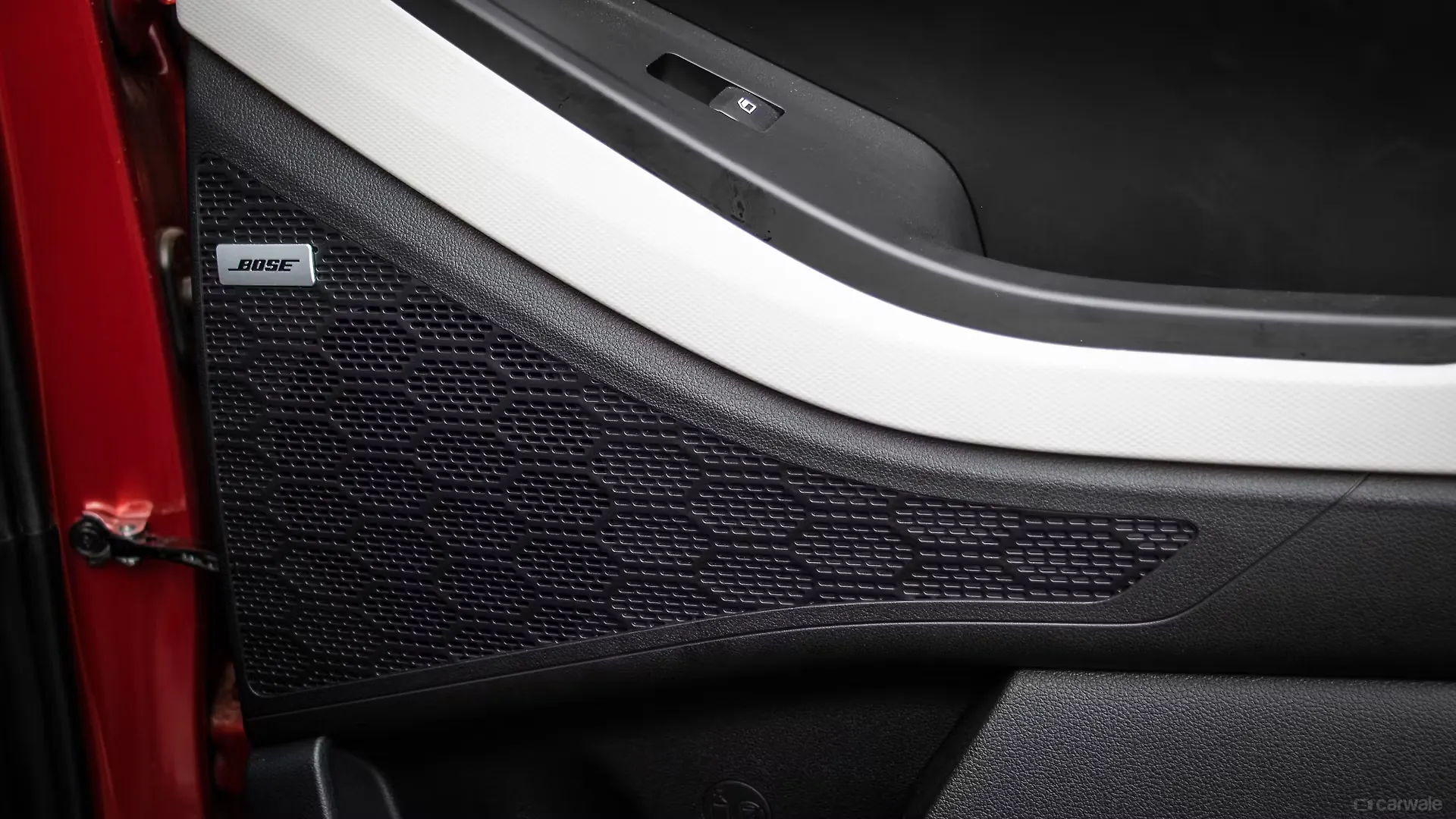 Creta Front Speakers Image, Creta Photos in India CarWale