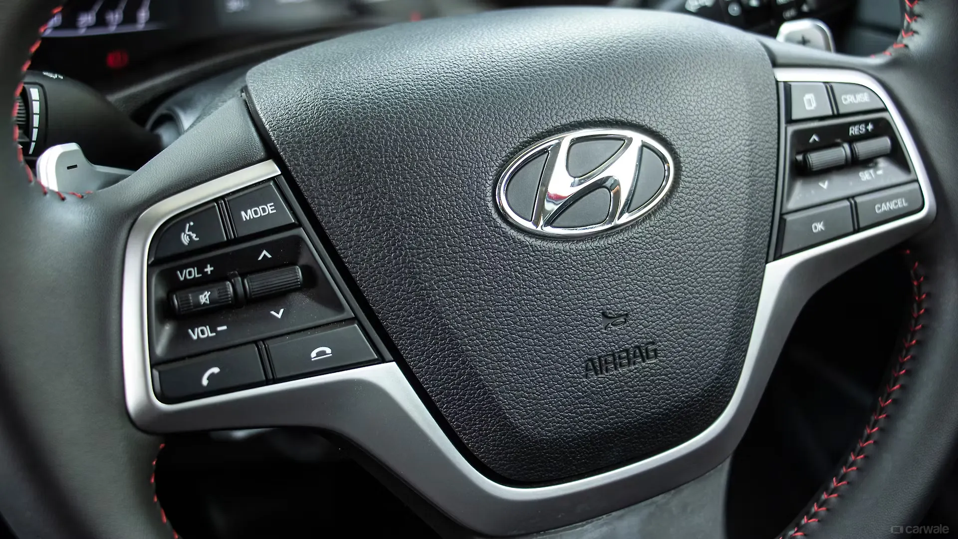 Verna Steering Wheel Image, Verna Photos in India CarWale