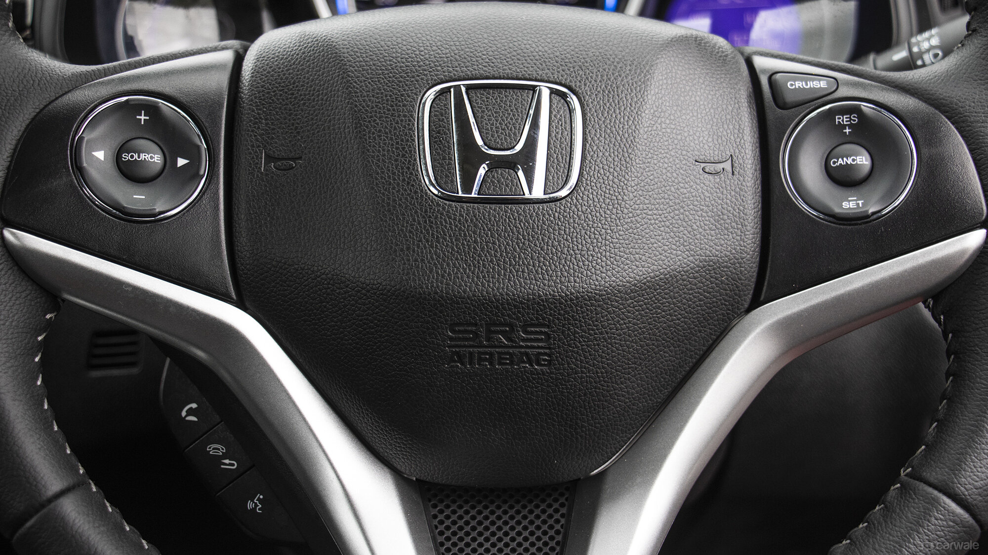 WR-V Steering Wheel Image, WR-V Photos in India - CarWale