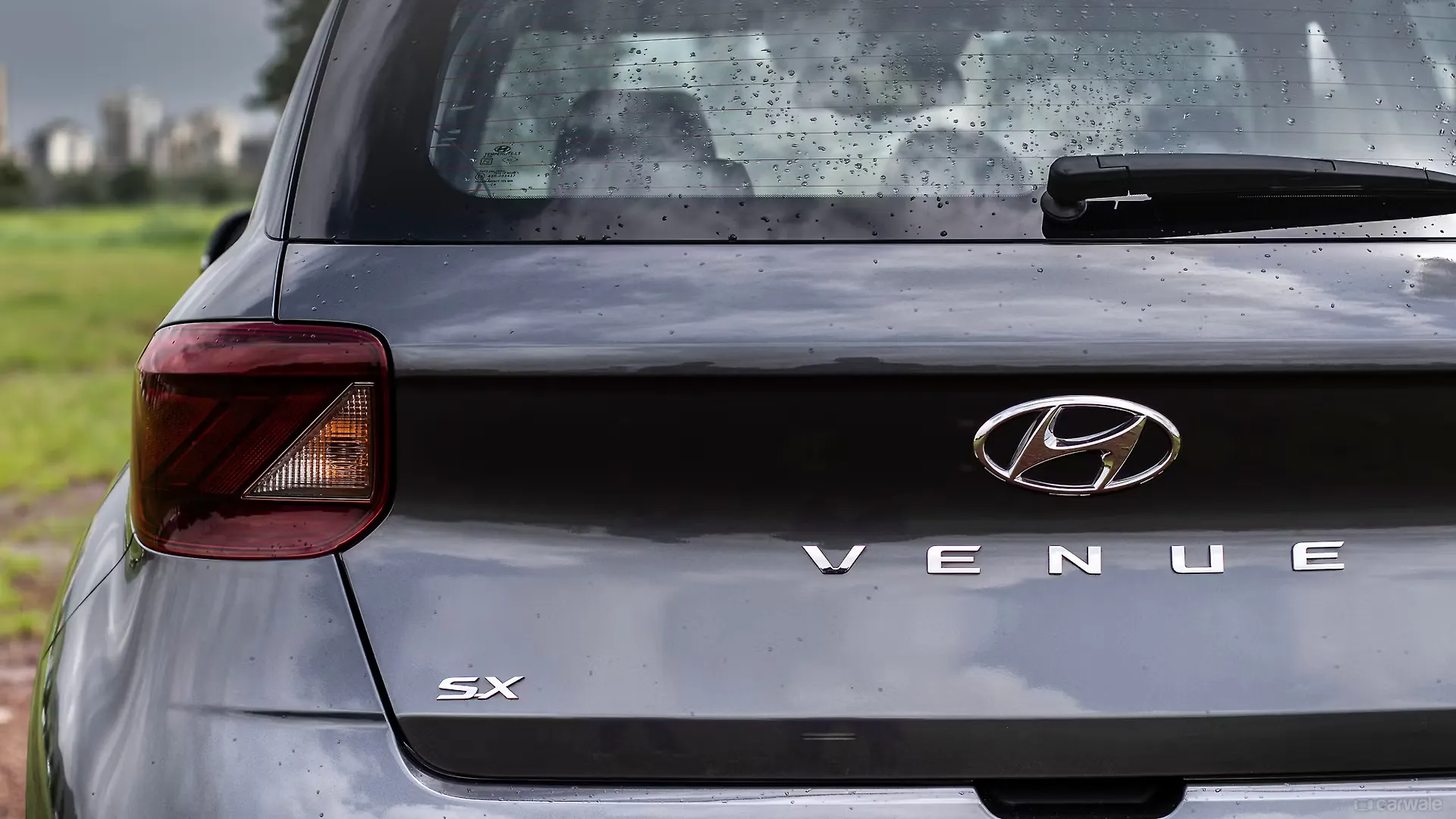 Venue Tail Light/Tail Lamp Image, Venue Photos in India CarWale