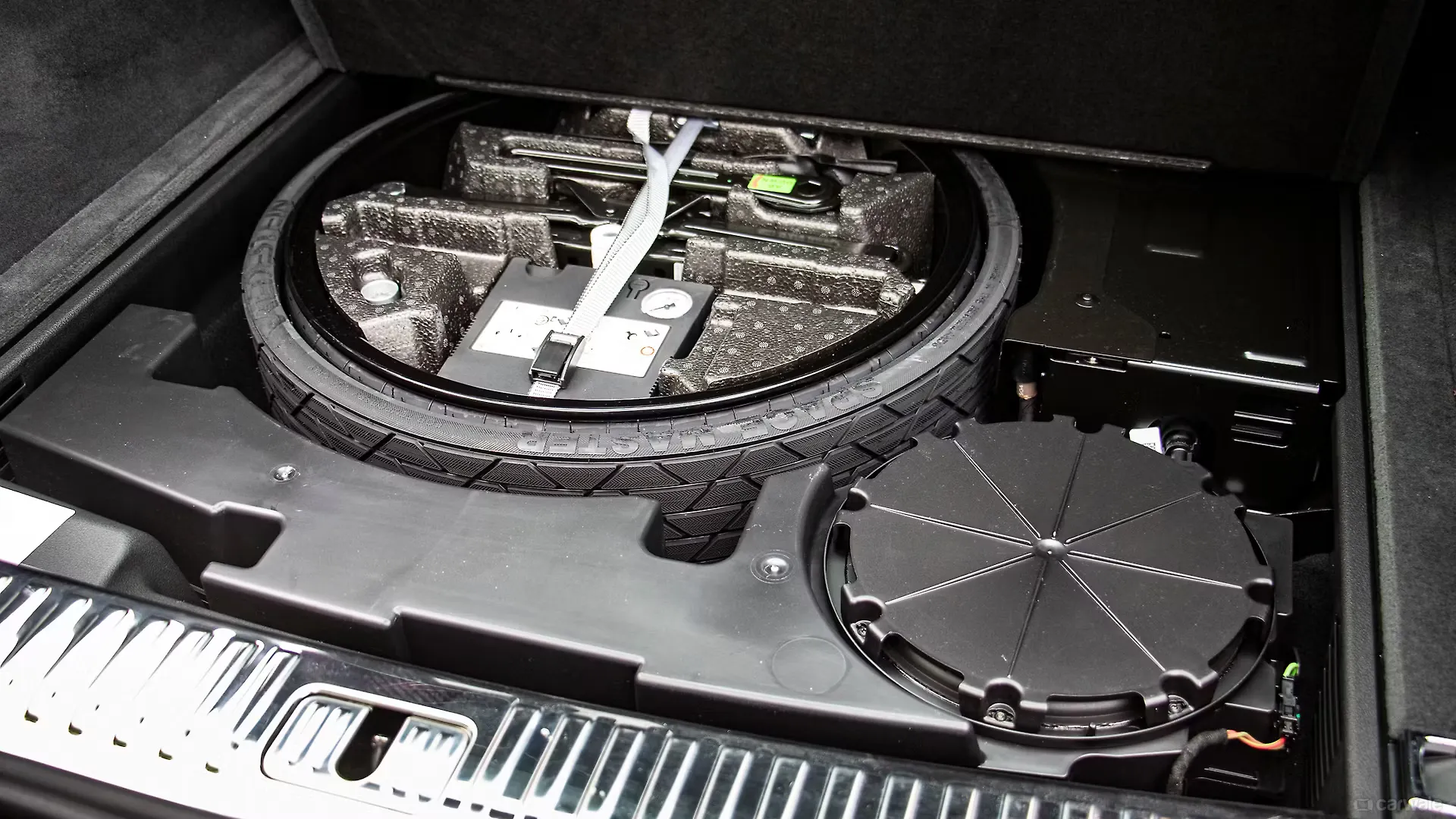 Q8 Under Boot/Spare Wheel Image, Q8 Photos in India CarWale