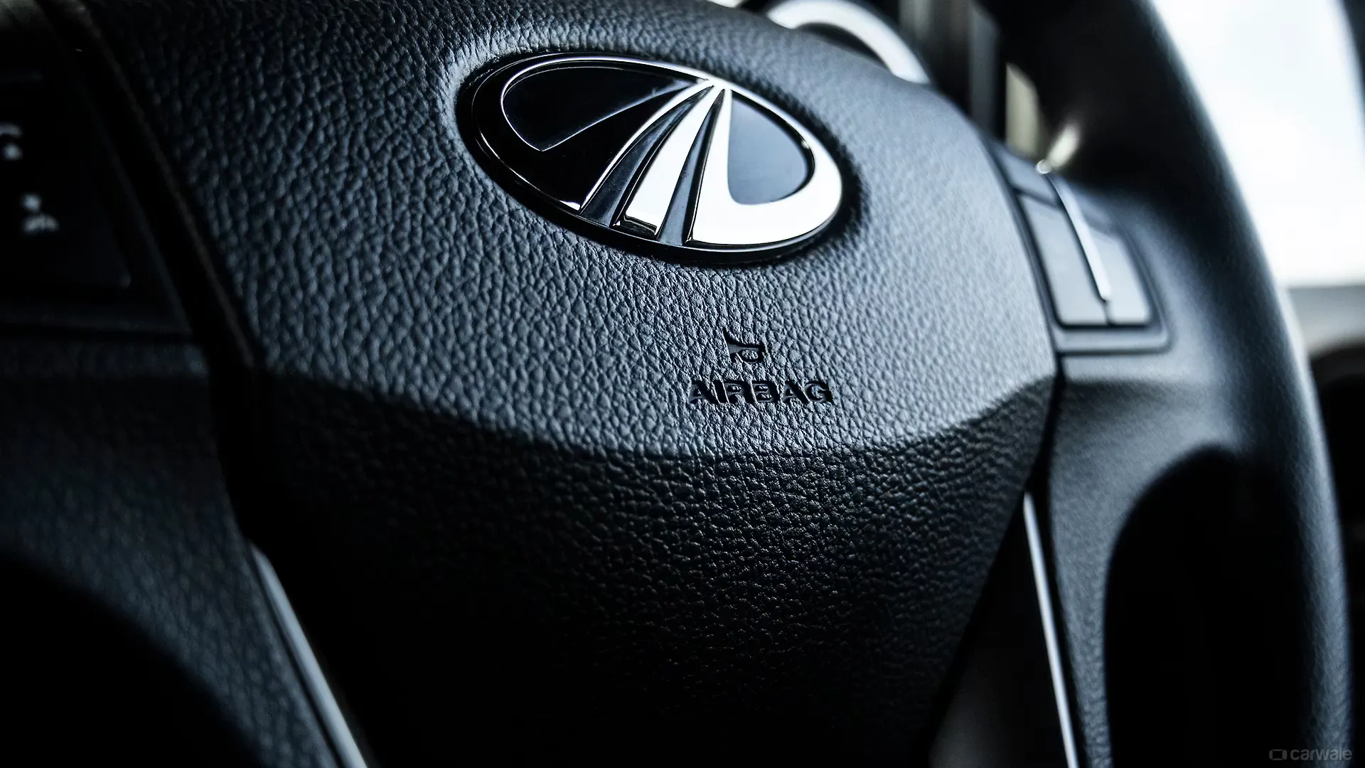 Thar Steering Wheel Image, Thar Photos in India CarWale