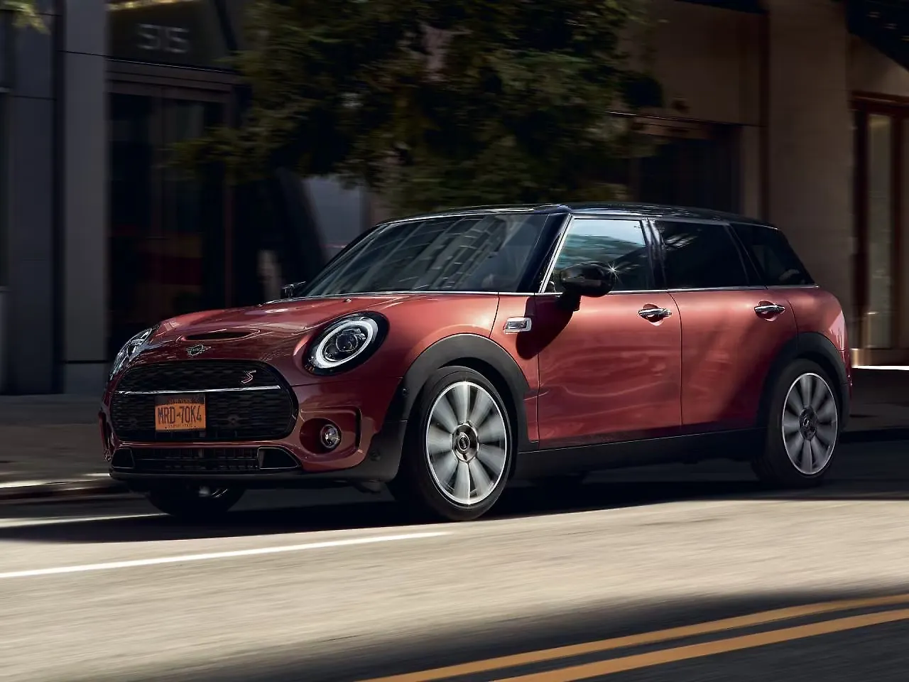 Mini Clubman Cooper S Introduced In India At Rs 41 90 Lakh Carwale