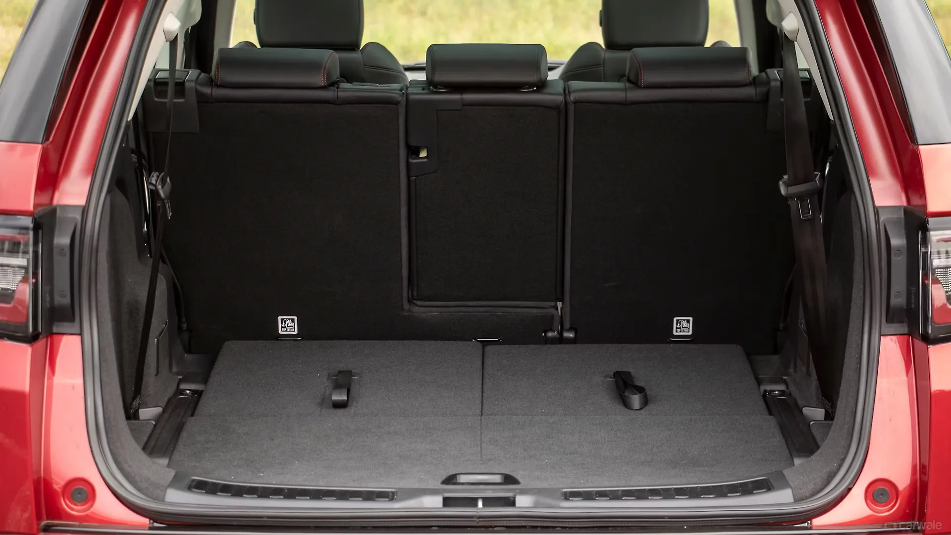 Discovery Sport Bootspace Rear Seat Folded Image, Discovery Sport