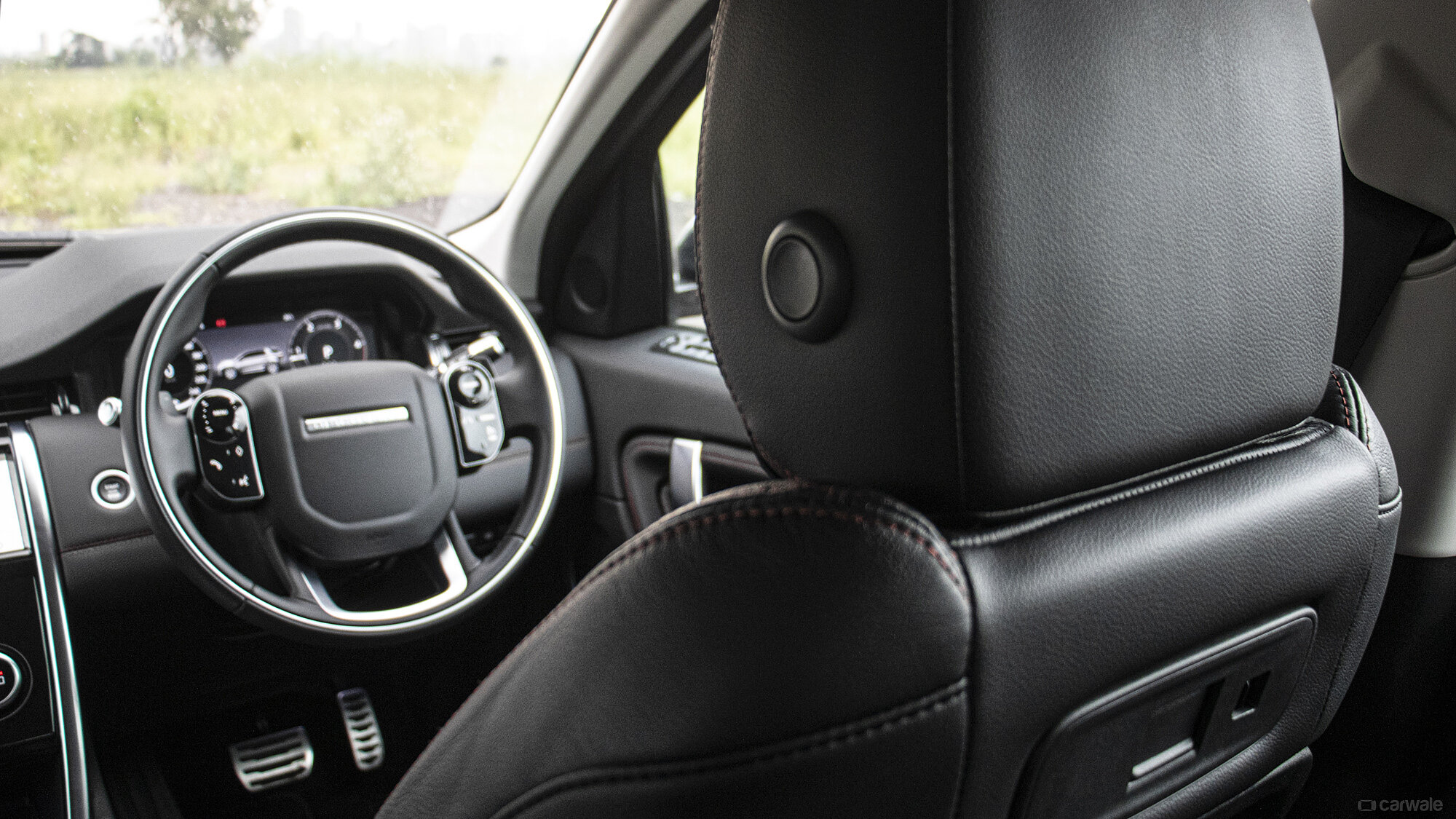 Discovery Sport Front Seat Headrest Image, Discovery Sport Photos in ...