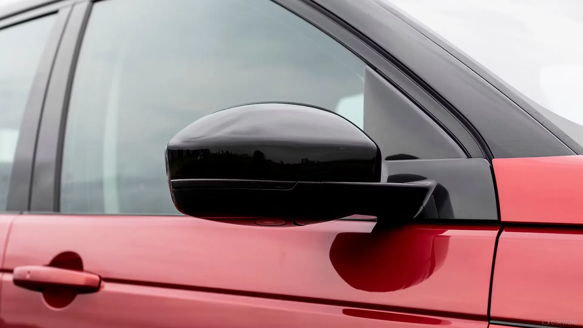 Discovery Sport Outer Rear View Mirror ORVM Controls Image, Discovery