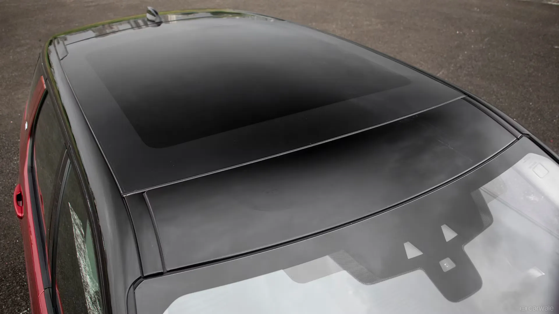 Discovery Sport Sunroof/Moonroof Image, Discovery Sport Photos in India