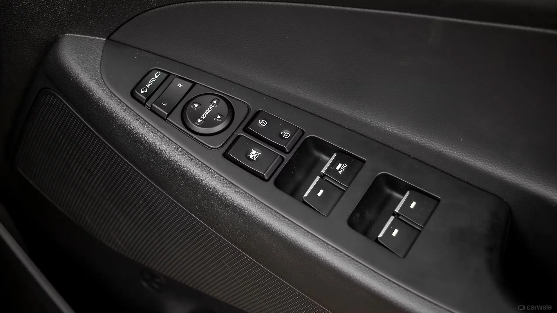 Tucson Front Driver Power Window Switches Image, Tucson Photos in India