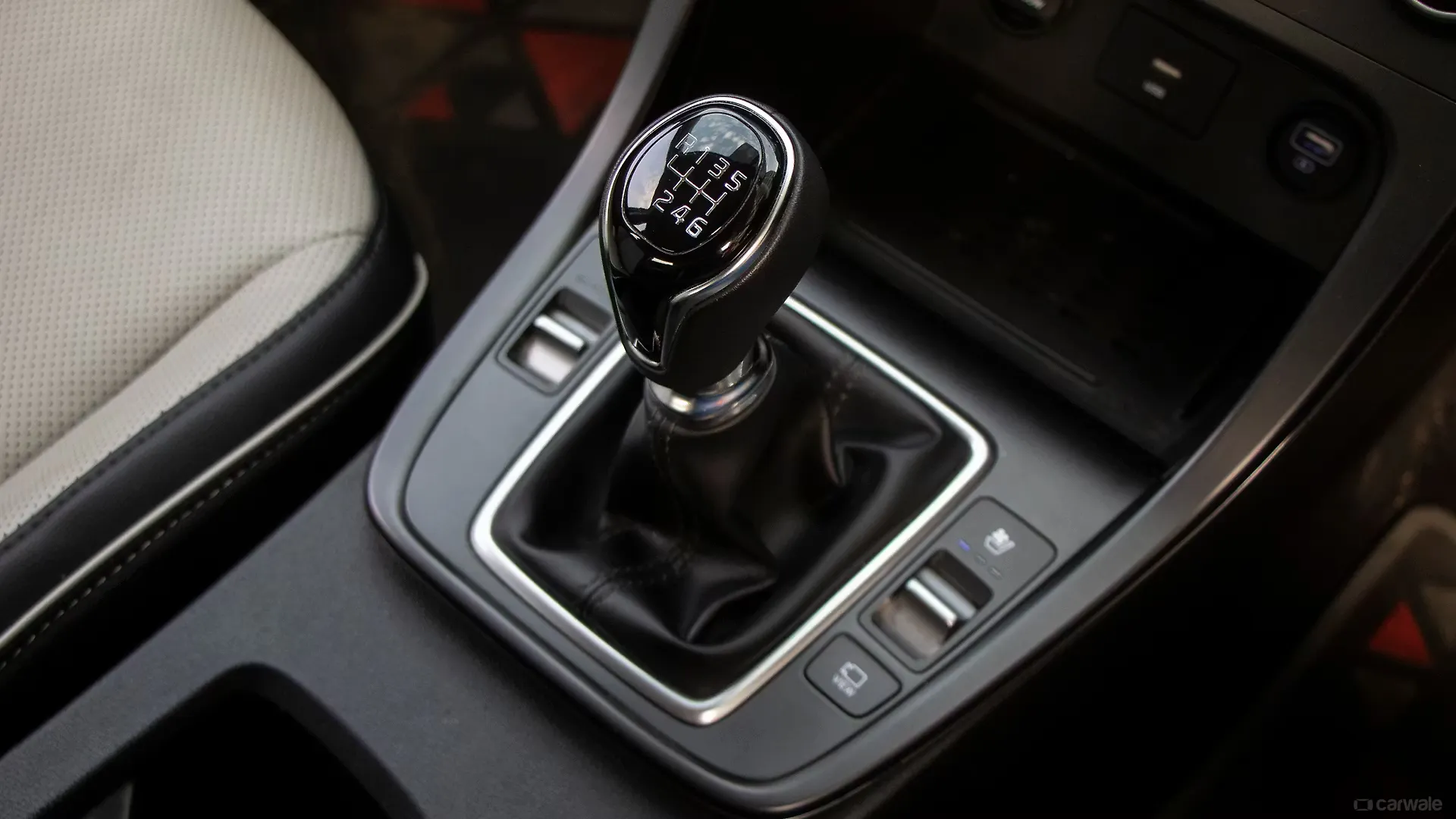 Creta Gear Shifter/Gear Shifter Stalk Image, Creta Photos in India