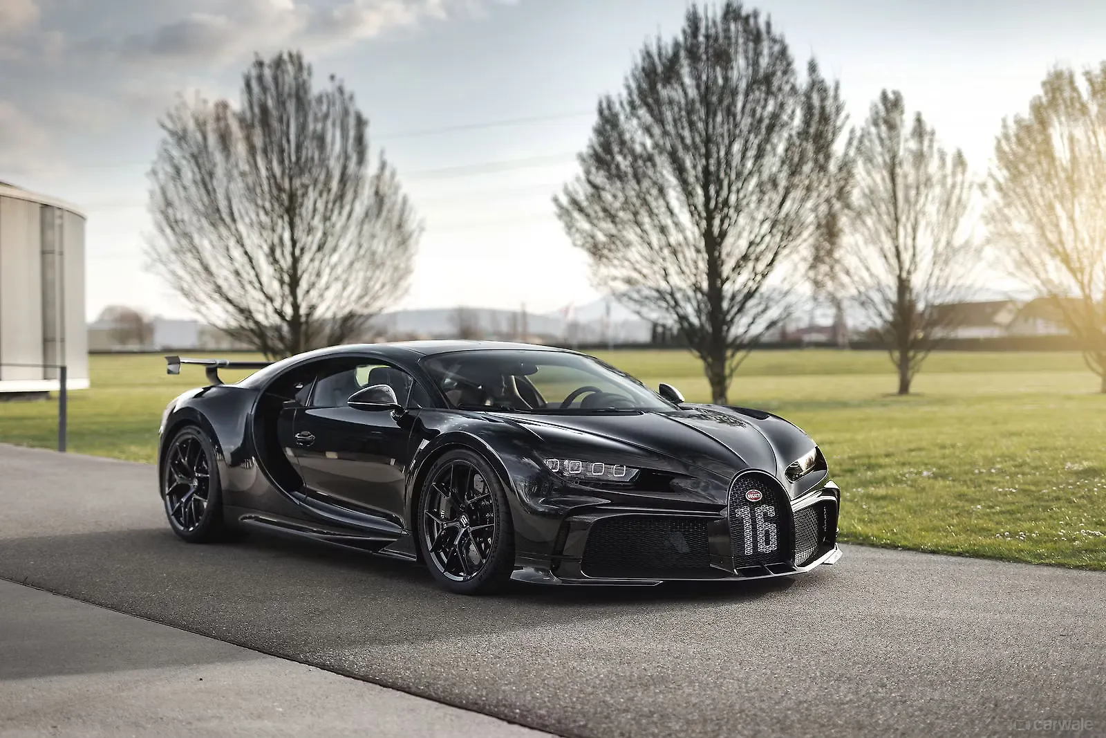 Bugatti Chiron achieves 300 units production milestone - CarWale