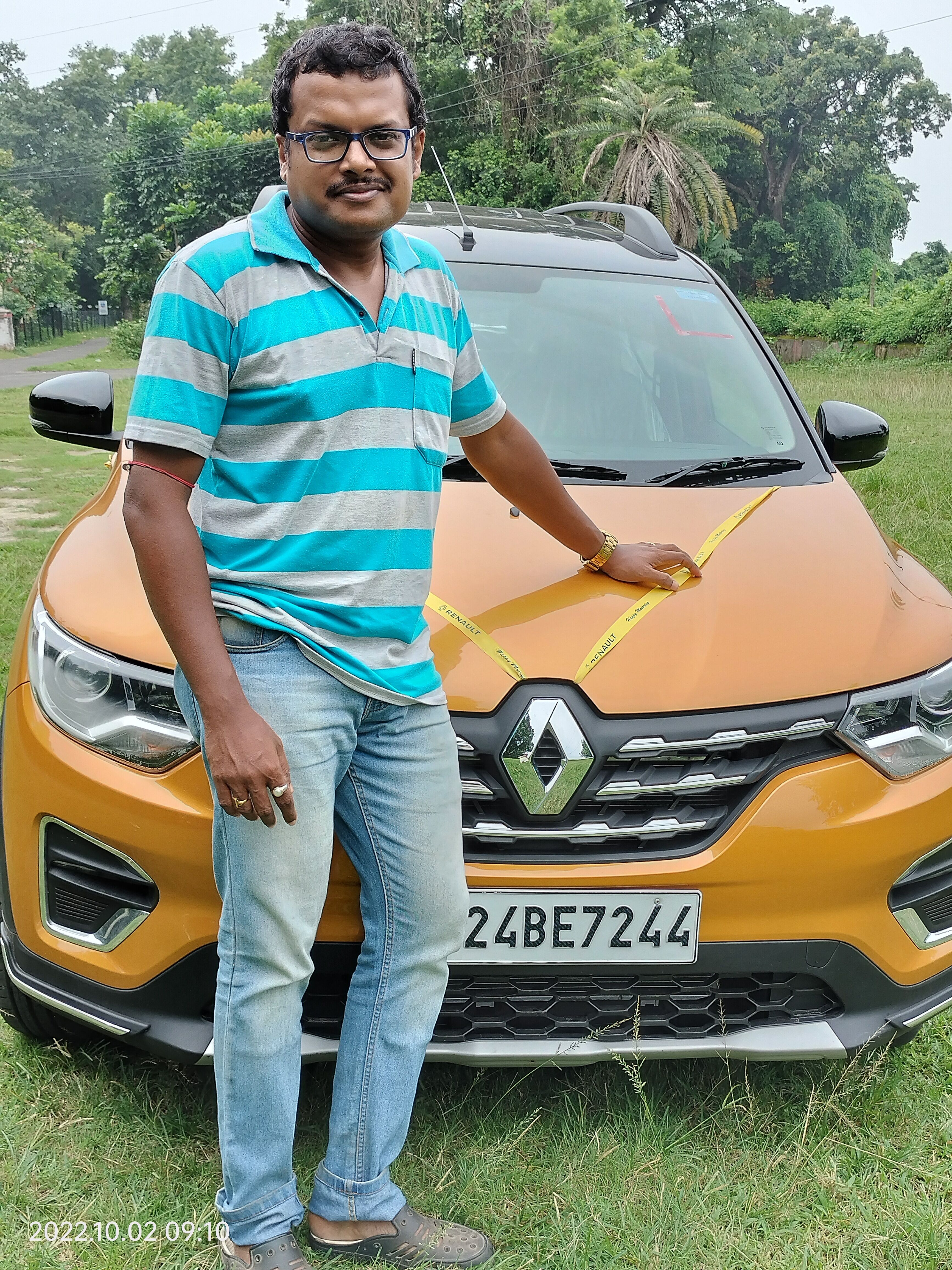 CarWale - #CWVerdict, This is the Renault Triber. A car