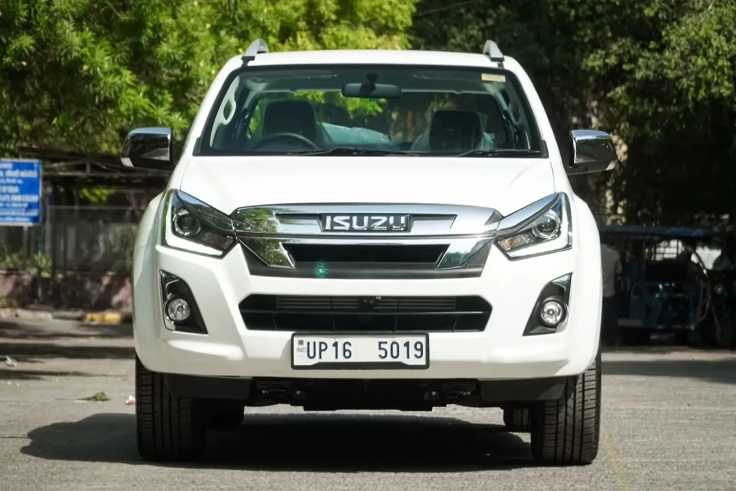 67 Used Isuzu Cars In India, Second Hand Isuzu Cars For Sale In
