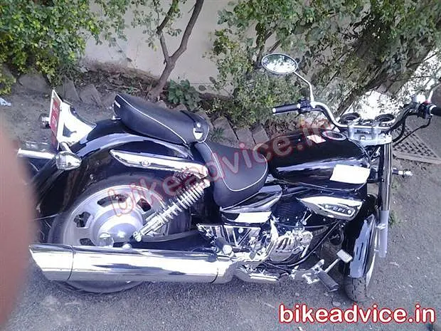 Kinetic aquila 250 bike price hotsell