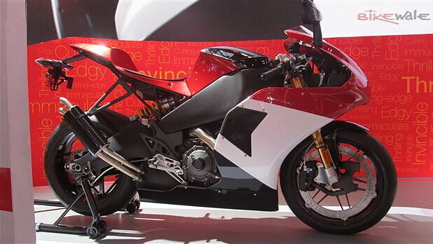 Hero Displays The Ebr Rs And 1190rx At 14 Auto Expo Bikewale