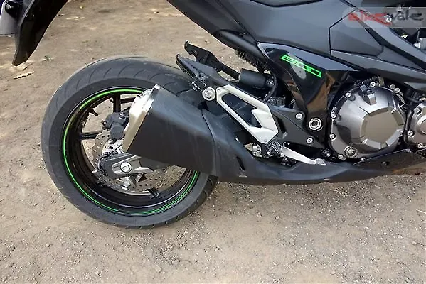 kawasaki-z800-8209.jpg?