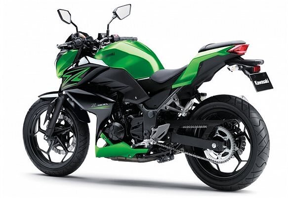 Kawasaki unveils Z300 at Show -