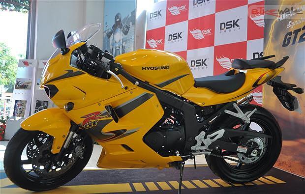 Hyosung GT250 R limited edition launched for Rs 2.97 lakh - BikeWale