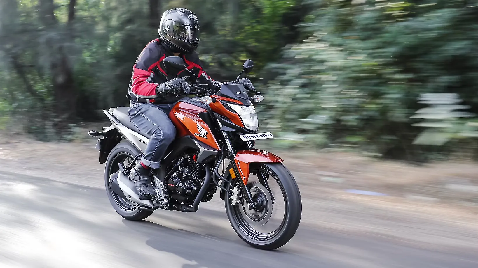 Honda Cb Hornet 160r Sports Red Colour Cb Hornet 160r Colours In India Bikewale Honda Cb Hornet 160r Sports Red Colour Cb Hornet 160r Colours In India Bikewale