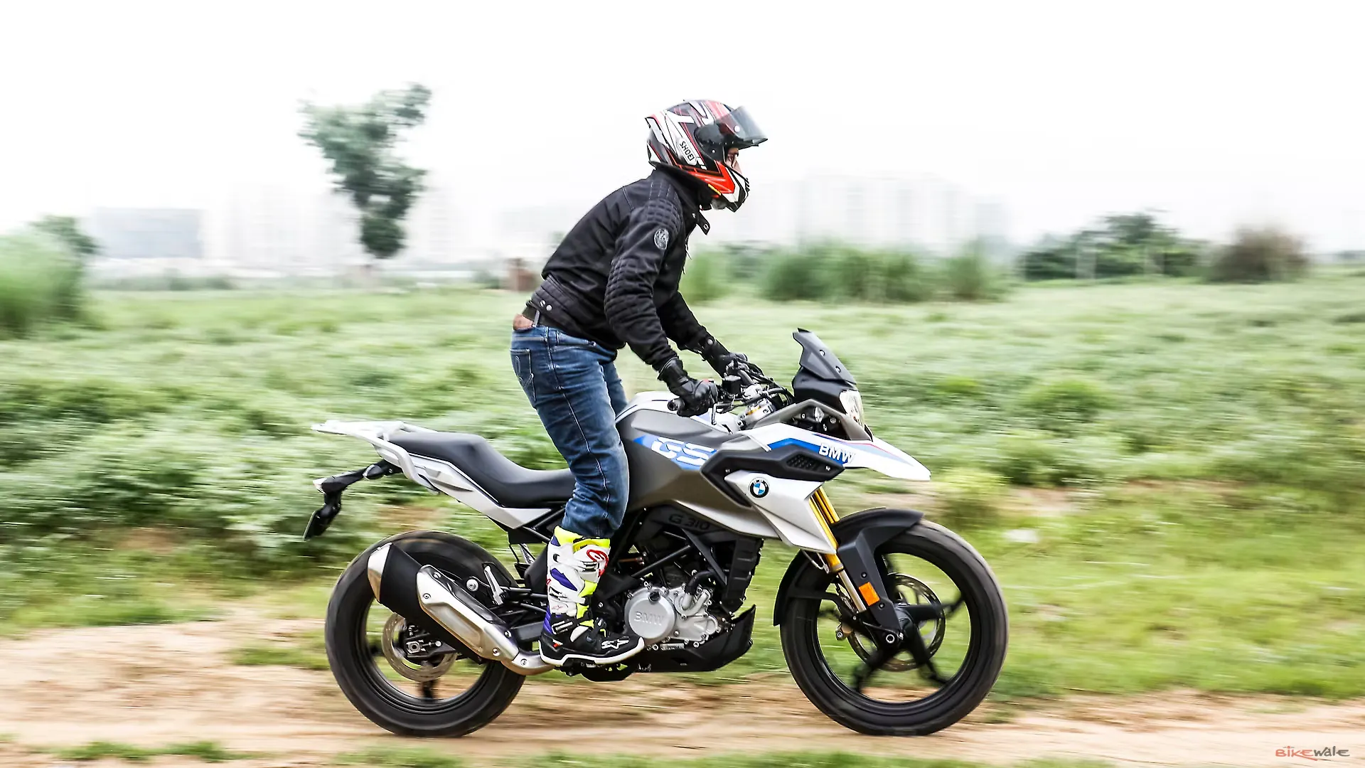 Bmw G310gs 18 19 Cosmic Black Colour G310gs 18 19 Colours In India Bikewale Bmw G310gs 18 19 Cosmic Black Colour G310gs 18 19 Colours In India Bikewale