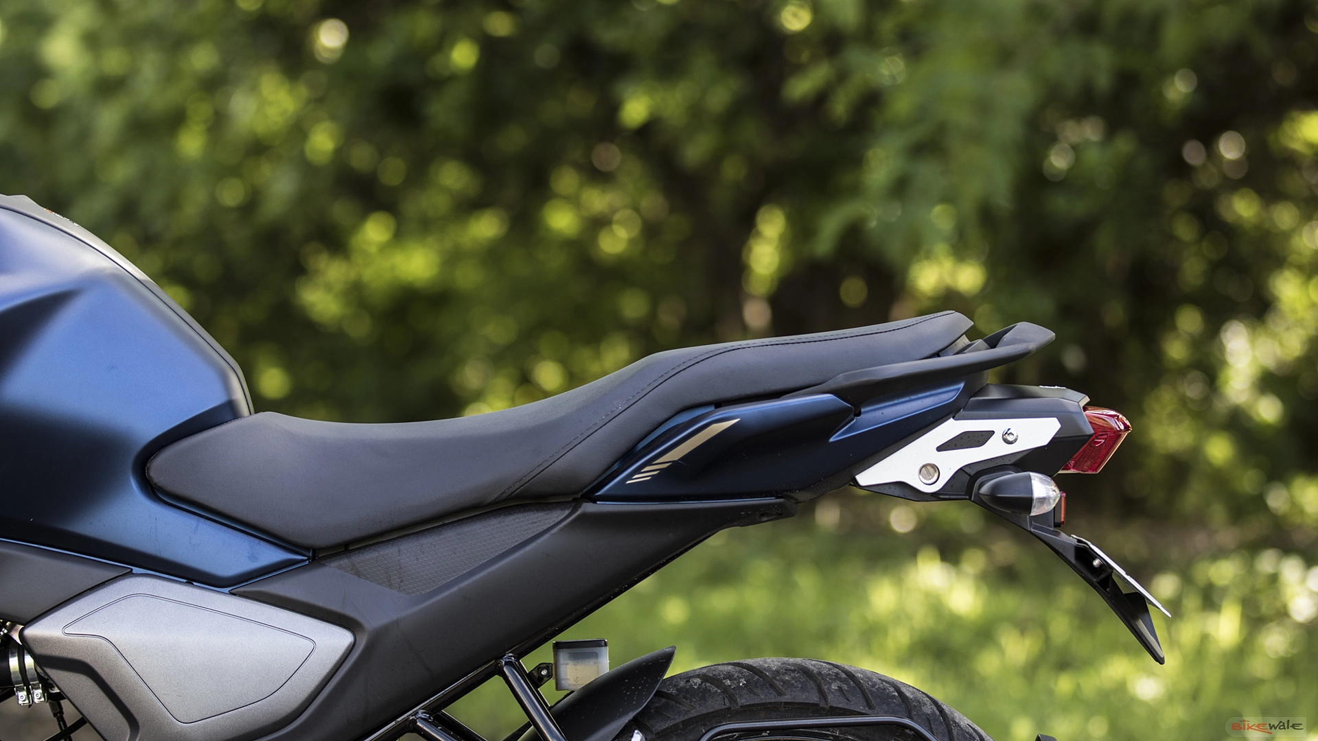 Yamaha FZ S FI Colours in India, 5 FZ S FI Colour Images - BikeWale Yamaha FZ S FI Colours in India, 5 FZ S FI Colour Images - BikeWale