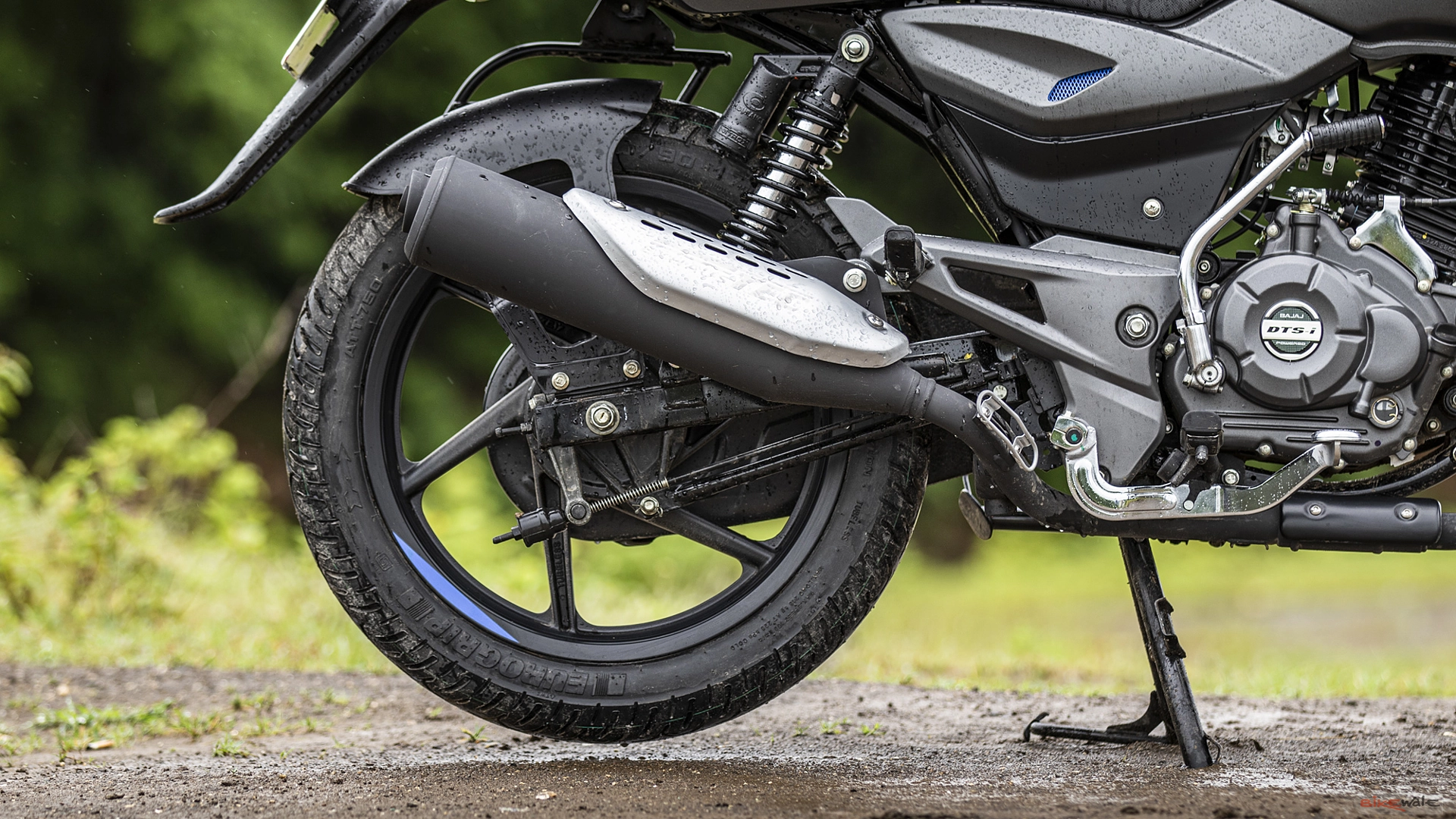 Bajaj Pulsar 125 Colours in India, 6 Pulsar 125 Colour Images - BikeWale Bajaj Pulsar 125 Colours in India, 6 Pulsar 125 Colour Images - BikeWale