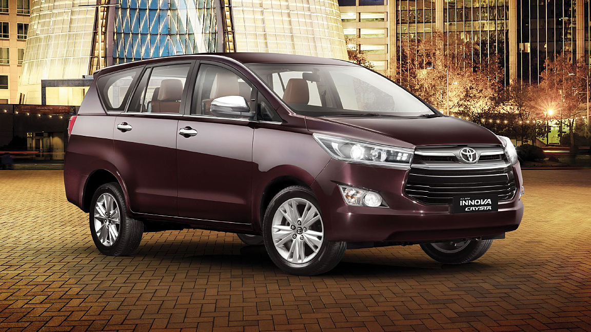  Toyota  Innova  Crysta Photo Exterior  Image CarWale