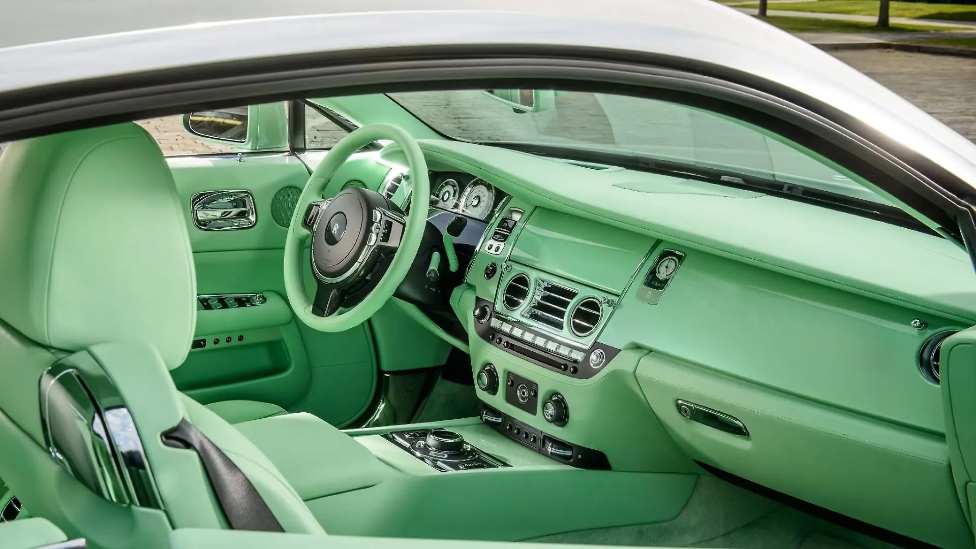 Rolls Royce Wraith Photo Rollsroyce Wraith Interior Image