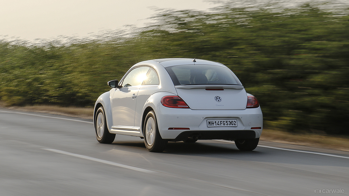 Volkswagen Beetle Photo, left rear three quarter Image - CarWale