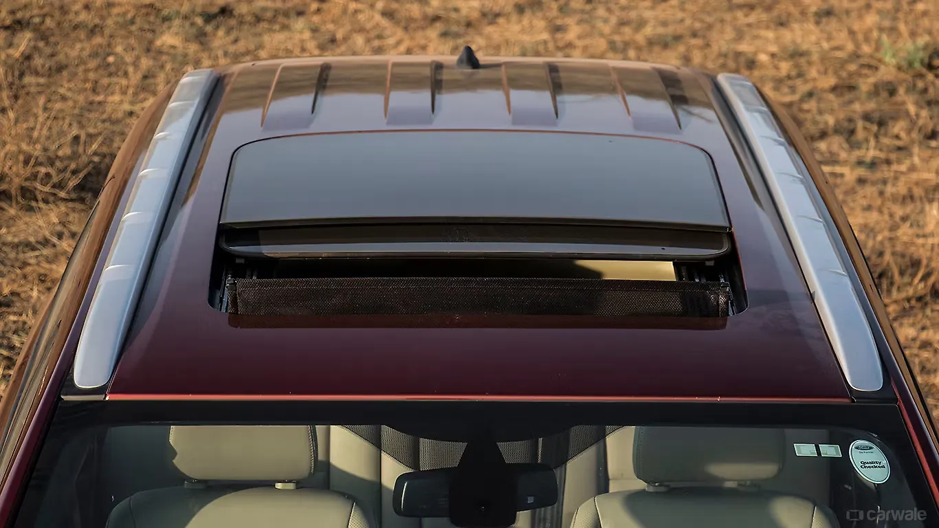 Ford Endeavour Photo, Exterior sunroof Image CarWale