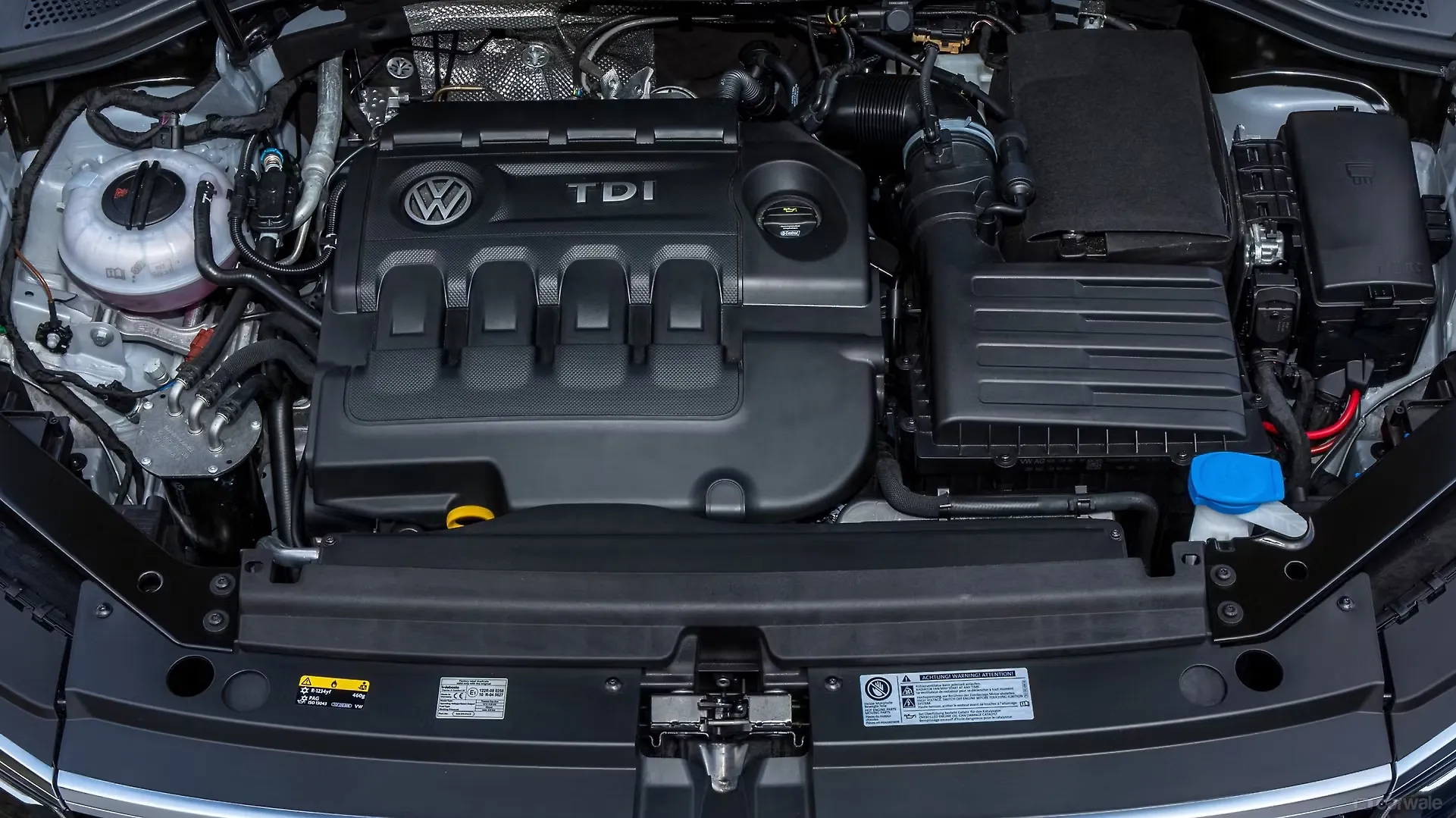 Volkswagen Tiguan Photo, Engine Bay Image - CarWale