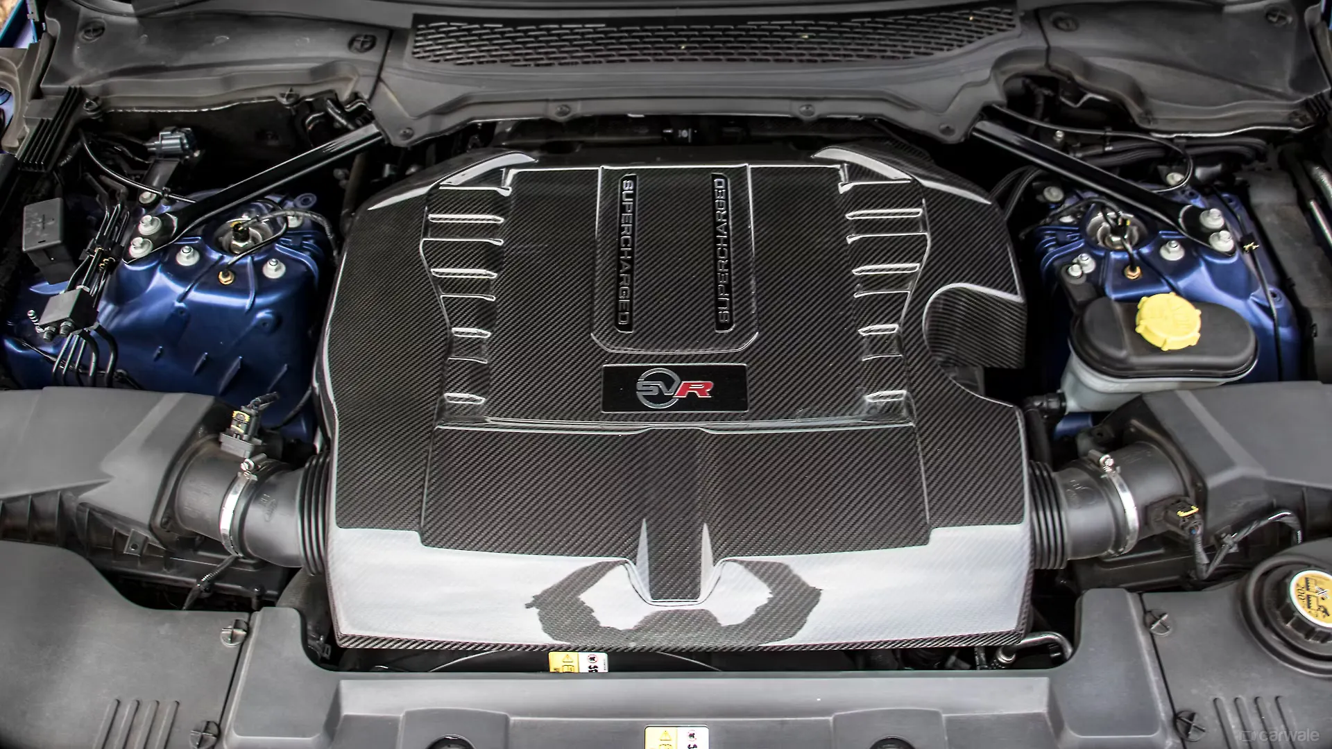 land rover range rover sport 2013 2018 photo svr engine bay image