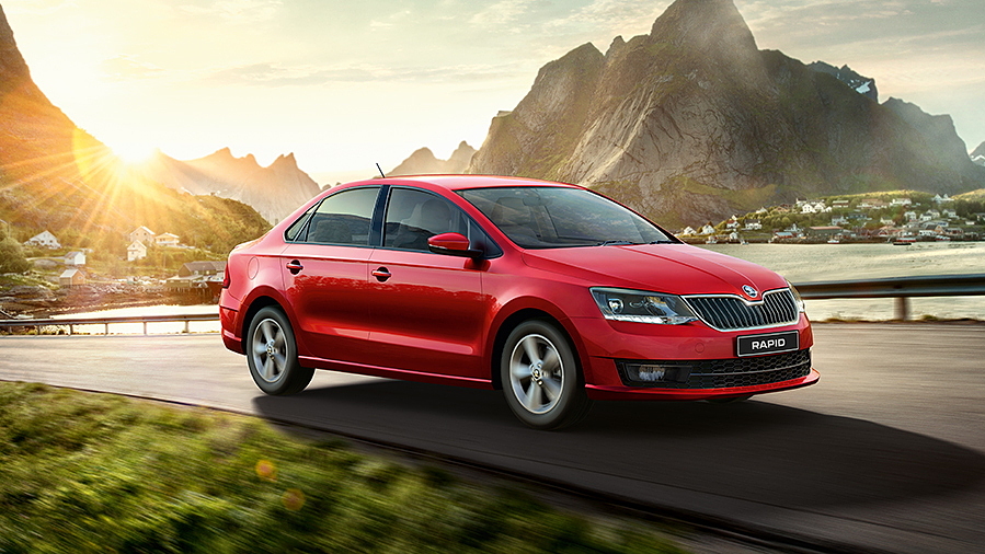 Skoda Rapid Images - Interior & Exterior Photo Gallery [50+ Images] -  CarWale