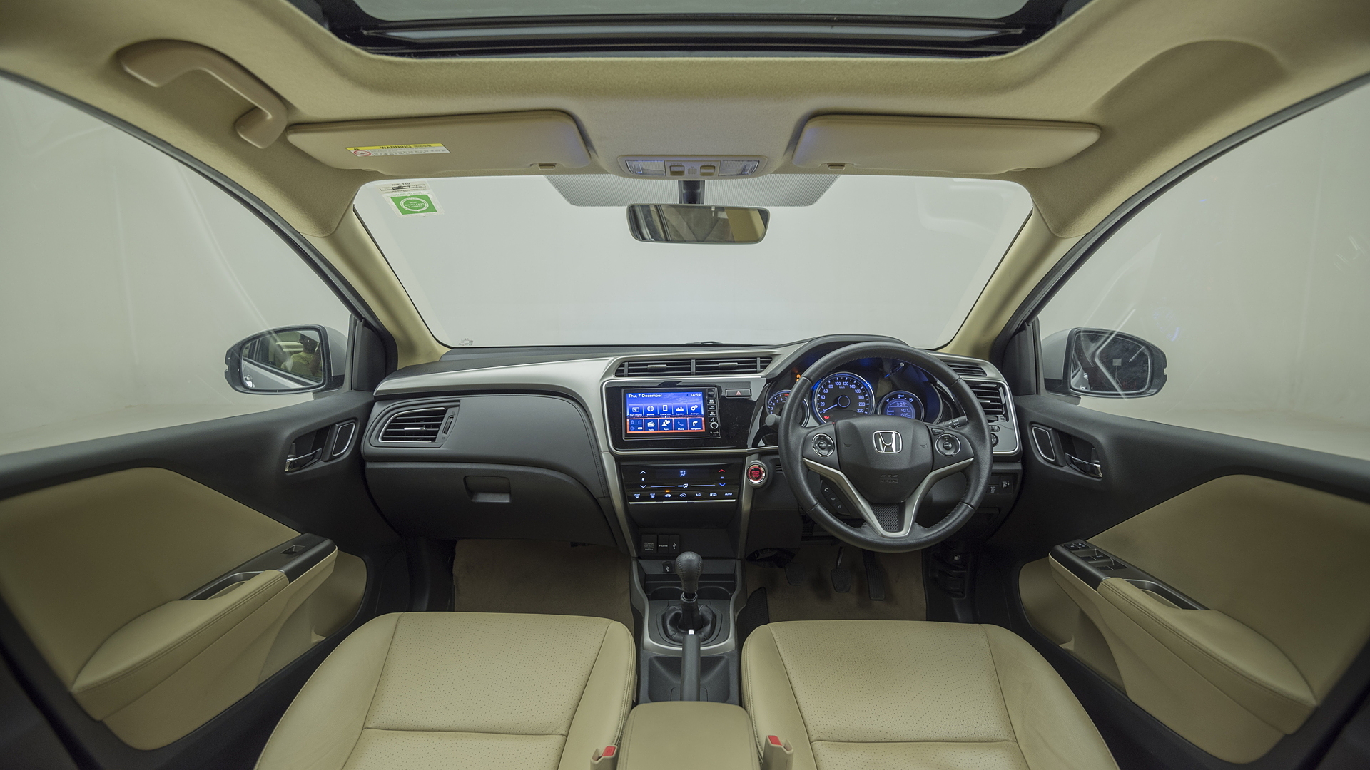 Honda City Images Interior Exterior Photo Gallery Carwale
