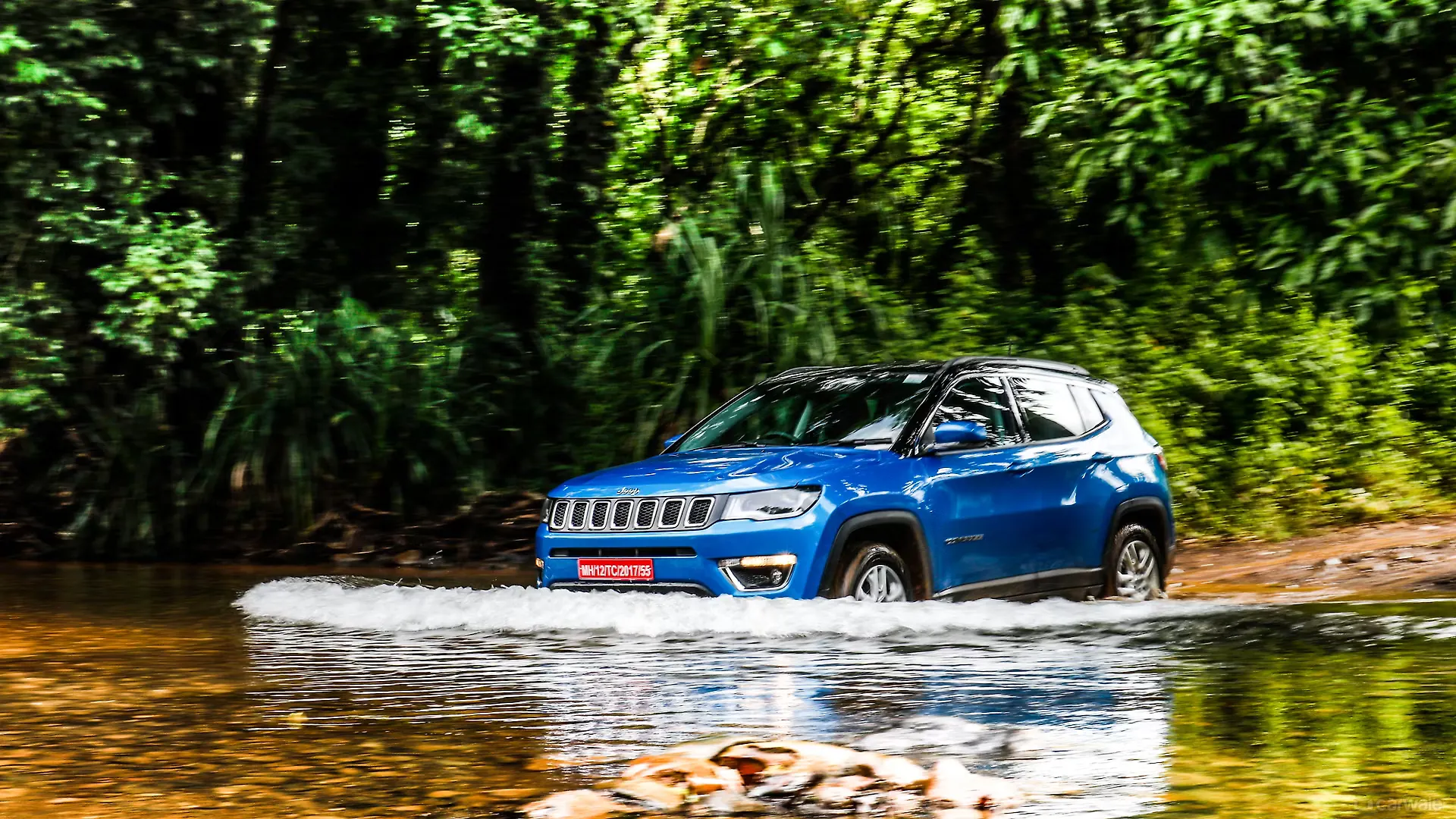 Jeep Compass Photo, Driving Image CarWale