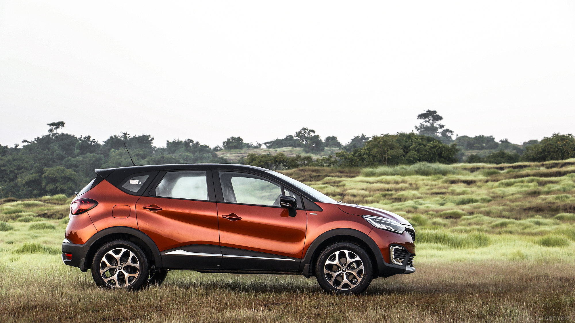  Renault  Captur  Photo Exterior  Image CarWale