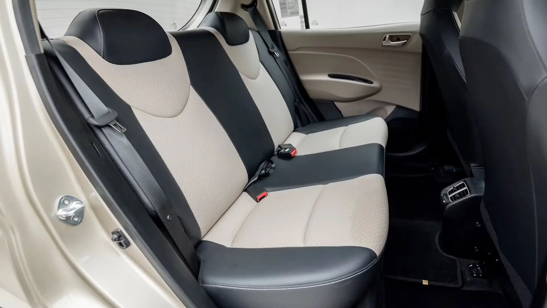 Hyundai Santro Images Interior Exterior Photo Gallery