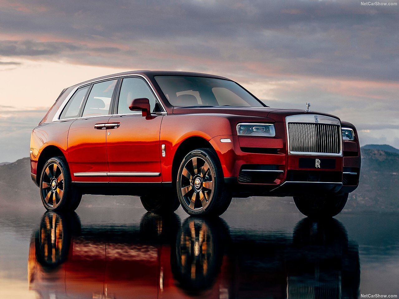 suv rolls royce cullinan price