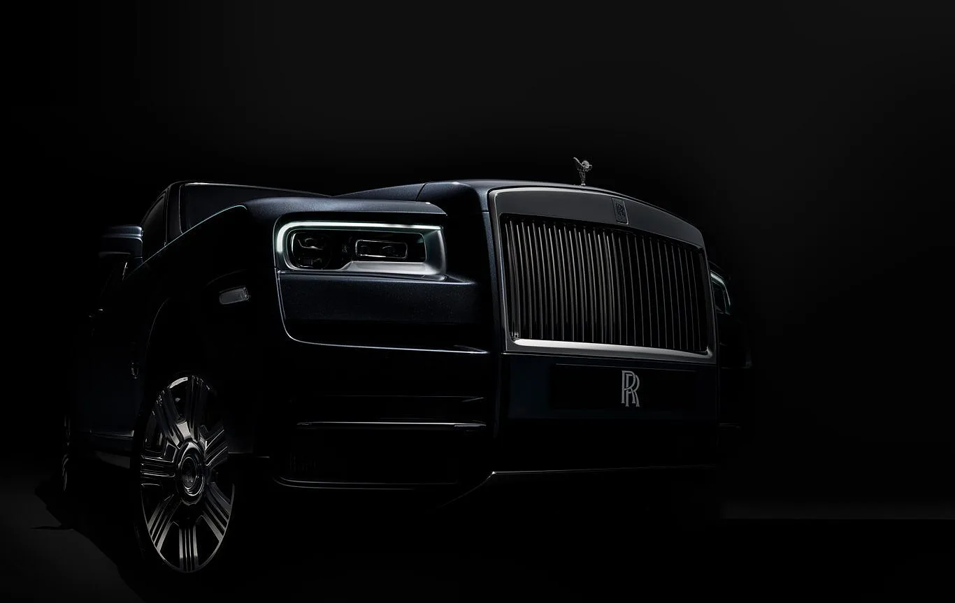 Rolls-Royce Cullinan Images - Interior & Exterior Photo Gallery - CarWale Rolls-Royce Cullinan Images - Interior & Exterior Photo Gallery - CarWale