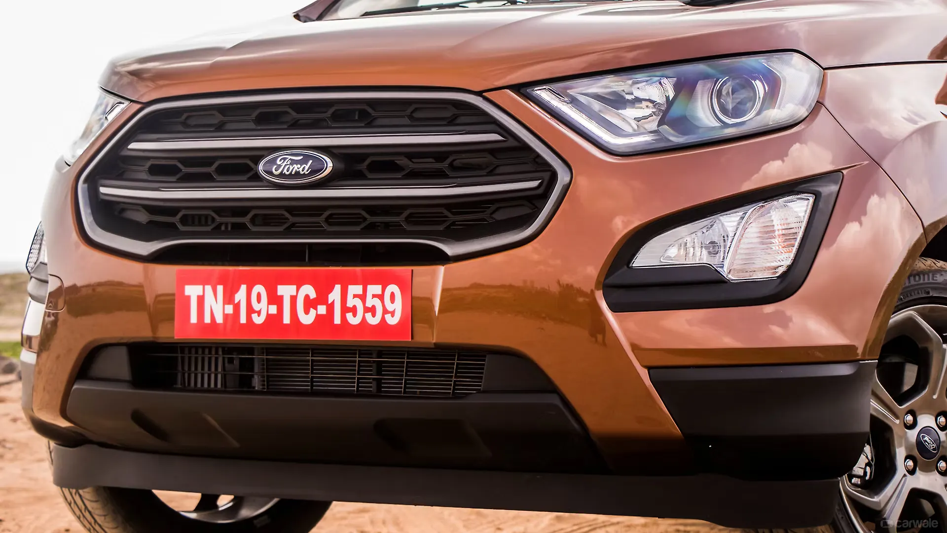 Ford EcoSport Photo, Front Grille Image CarWale