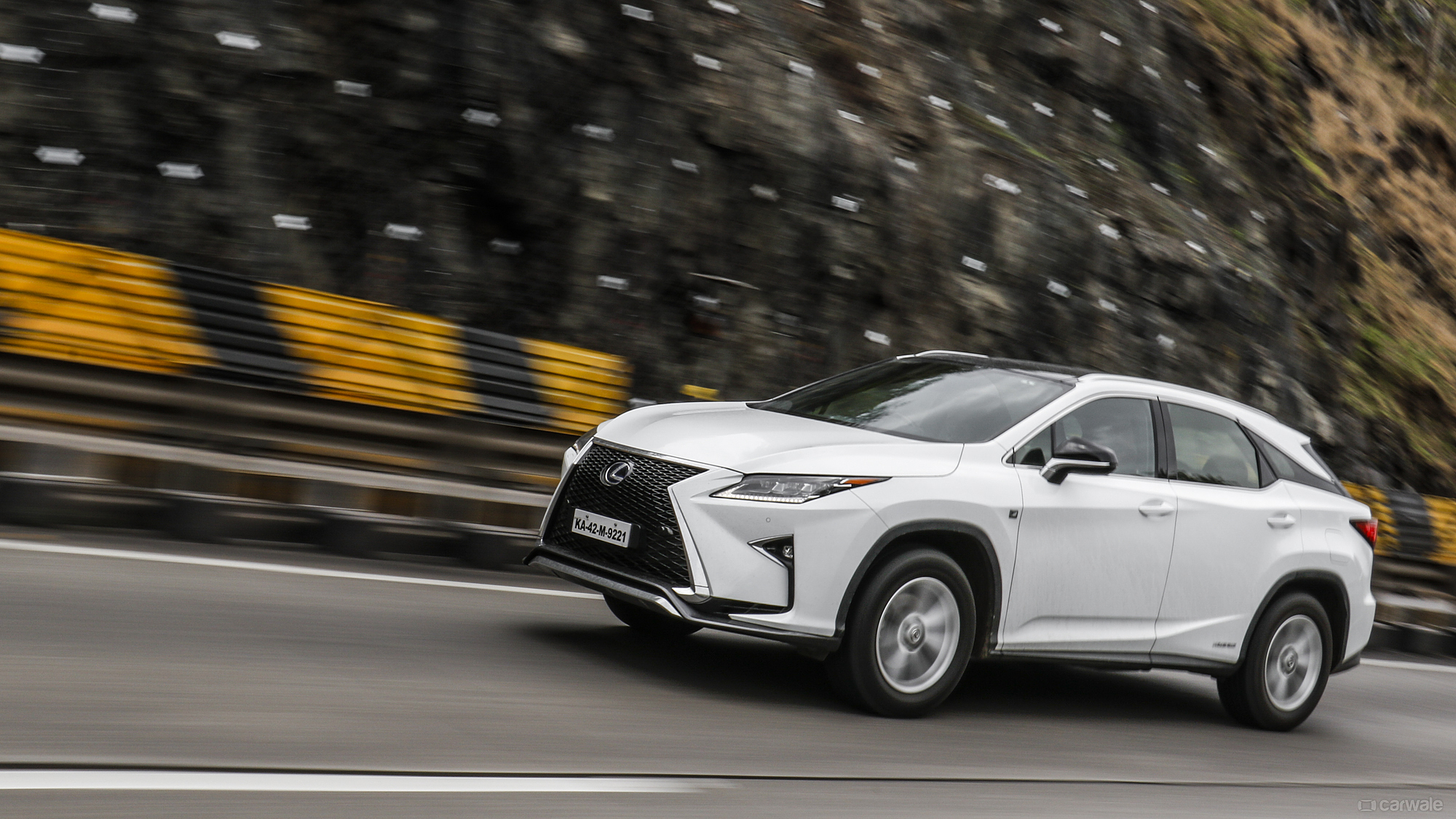 Lexus Rx Photo Interior Image Carwale