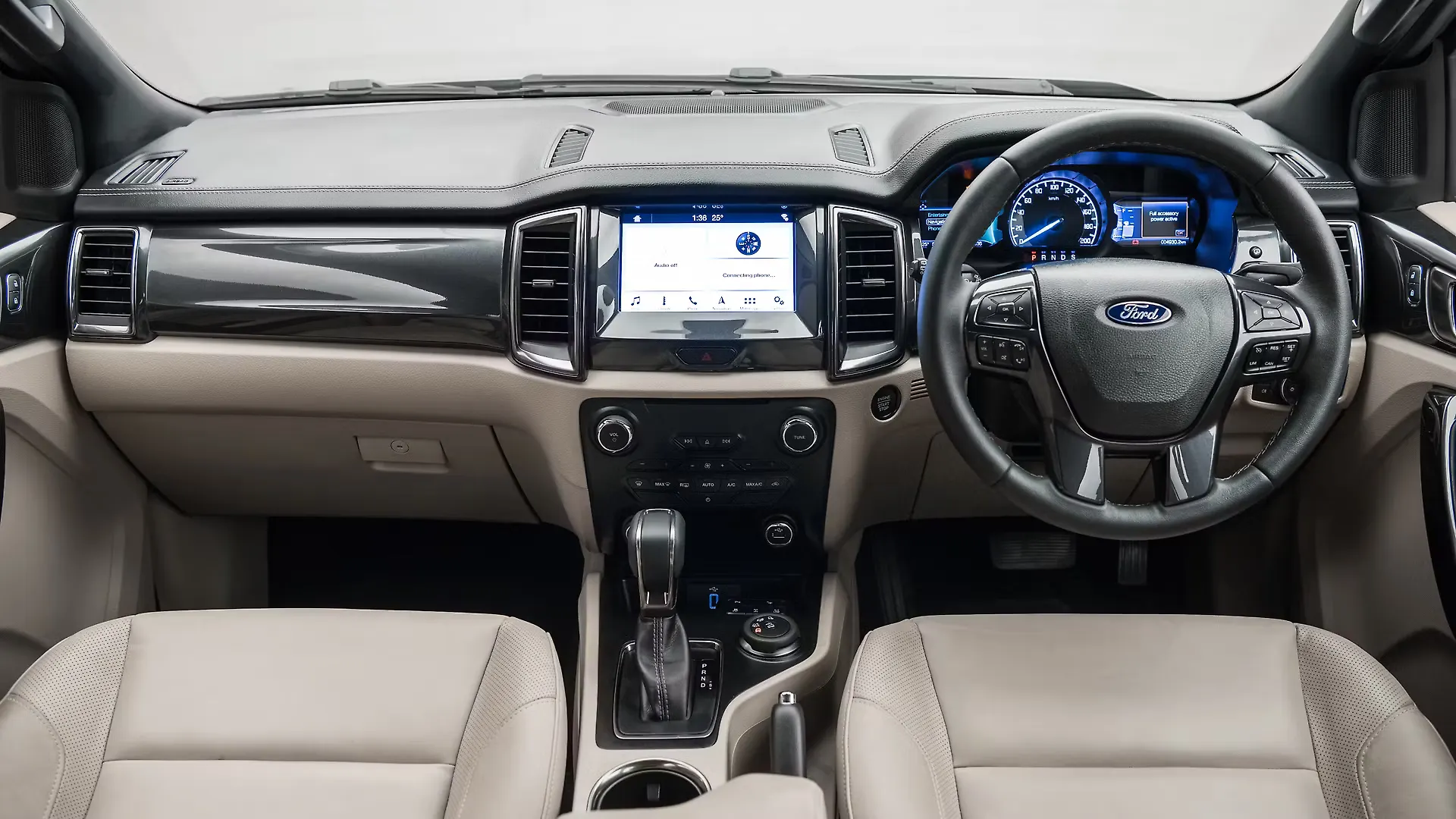 Ford Endeavour Interior Images & Photo Gallery - CarWale