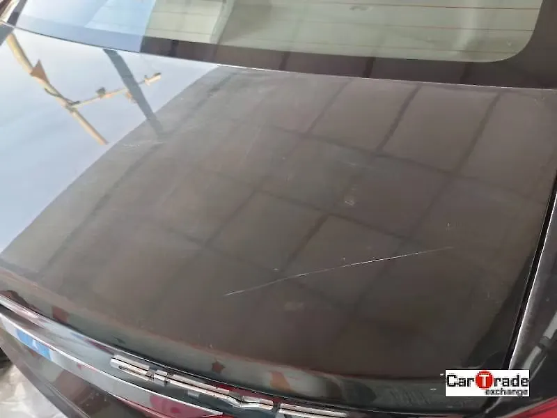 Minor Scratches on the dickey